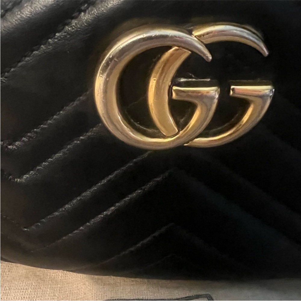 Gucci Black Leather Shoulder Bag with Gold Logo